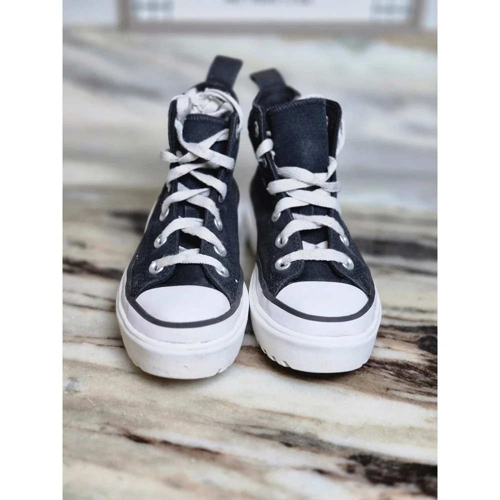 Converse Chuck Taylor All Star Lugged 2.0 Youth 12.5 Black High Top Streetwear